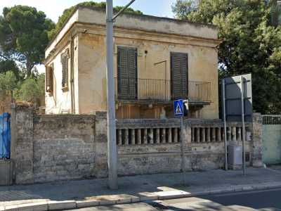 L'edificio demolito in corso Alcide De Gasperi